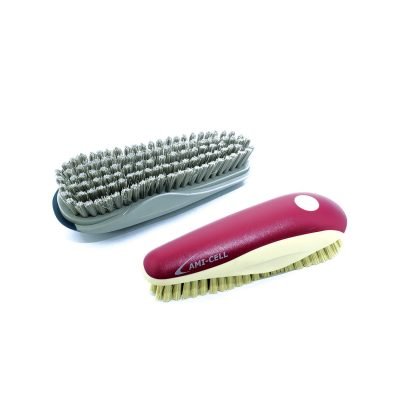 Spazzola in gomma con setole basse