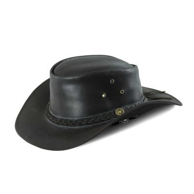 Cappello-in-pelle-modello-braid